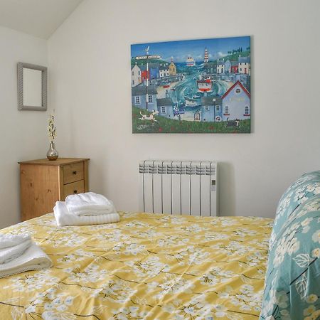 Sanctuary Cottage Абердарон Экстерьер фото