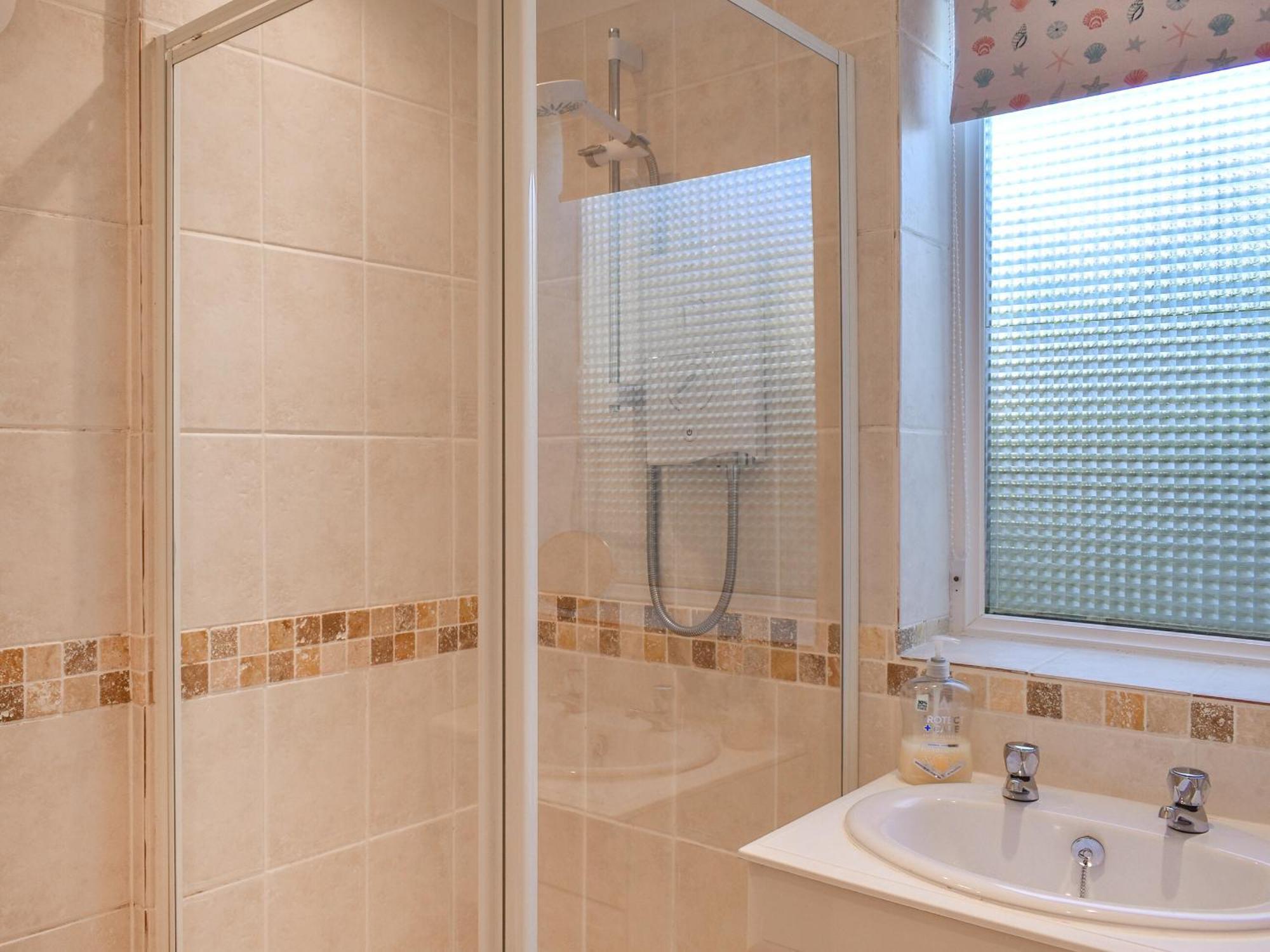 Sanctuary Cottage Абердарон Экстерьер фото